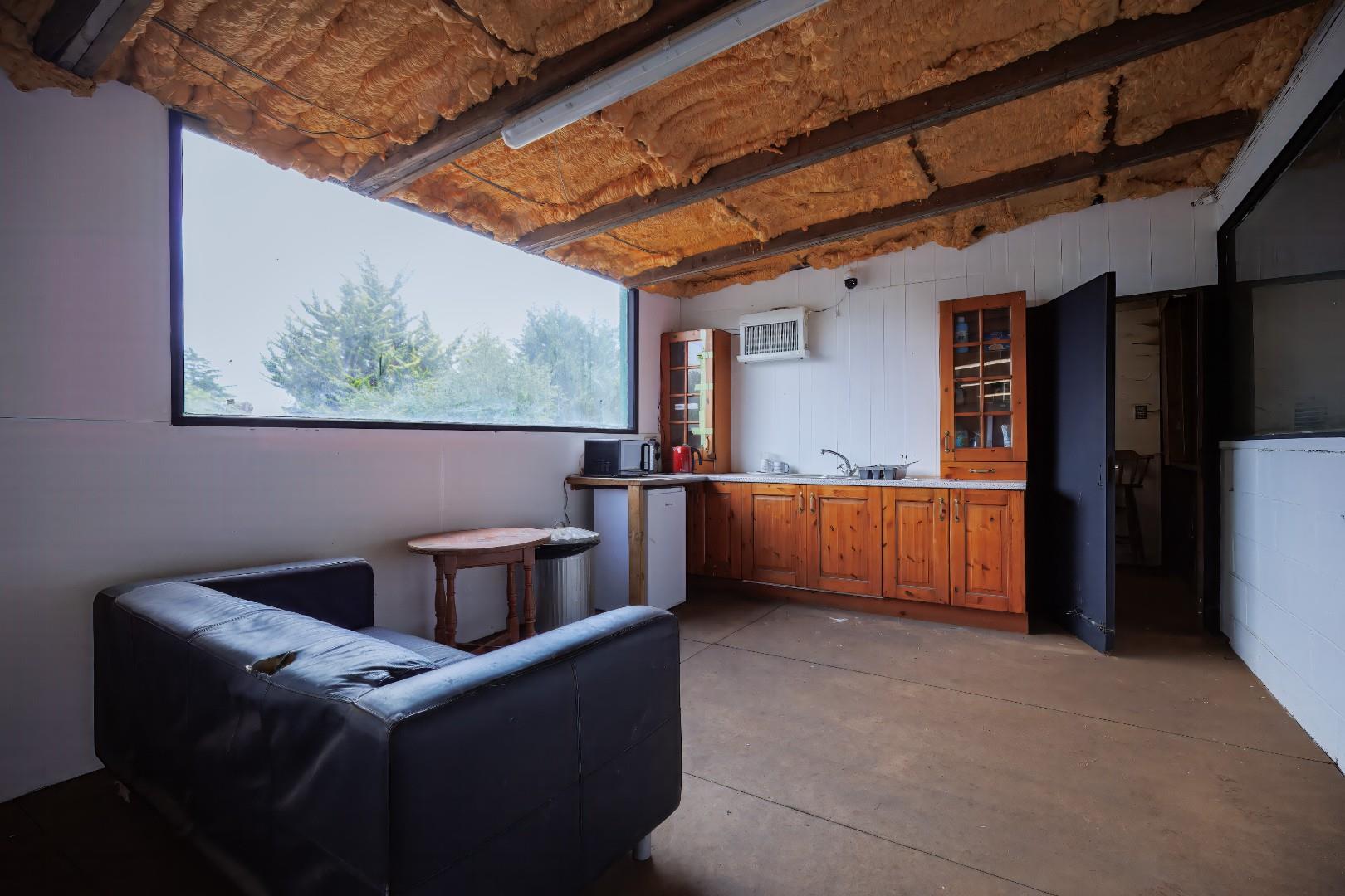Downside House, Cattery & Equestrian Facilities, Sully Road, Penarth, CF64 2TR